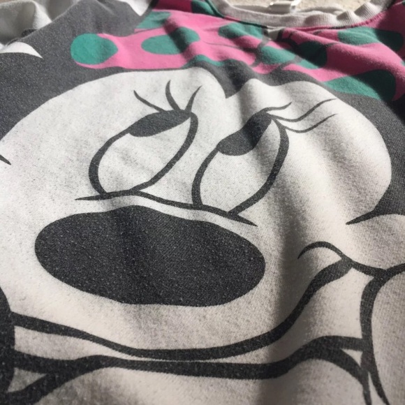 Forever 21 Minnie Mouse Pullover - Picture 4 of 4